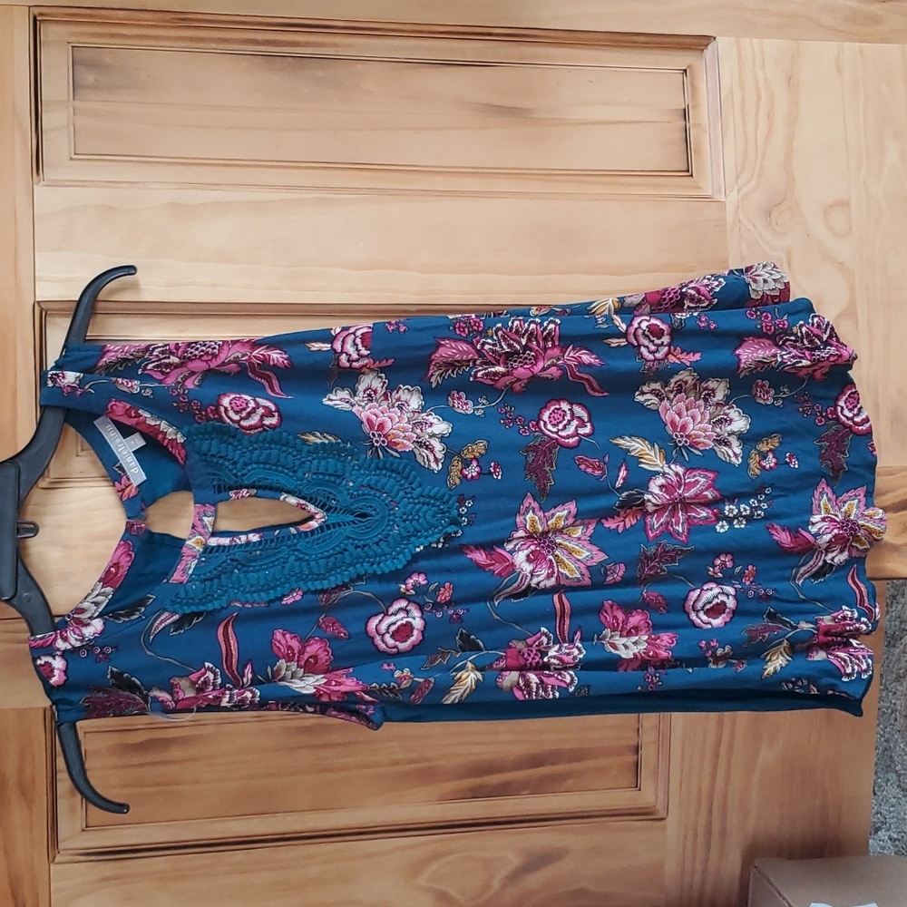 Womens Floral Tank